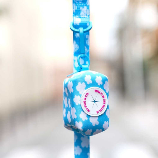 <tc>Clouds Leash My Pug & Co by Agatha Ruiz de la Prada</tc>