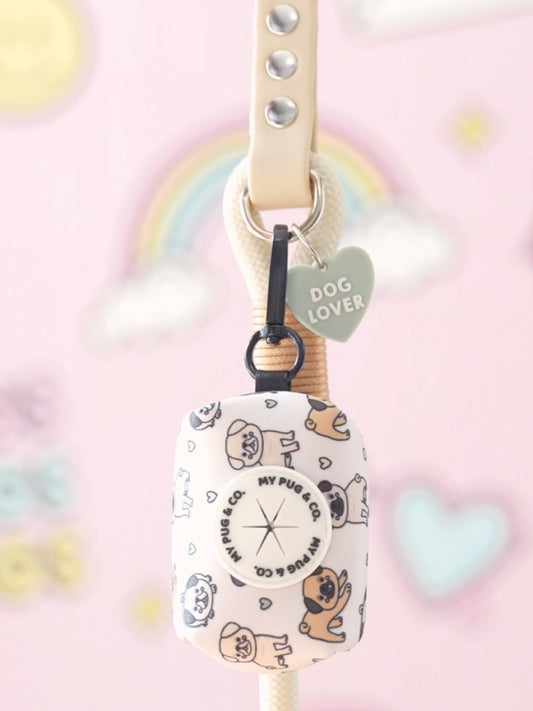 <tc>Pug Poop Bag Holder</tc>