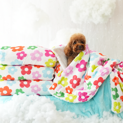 Flores Blanket by Agatha Ruiz de la Prada
